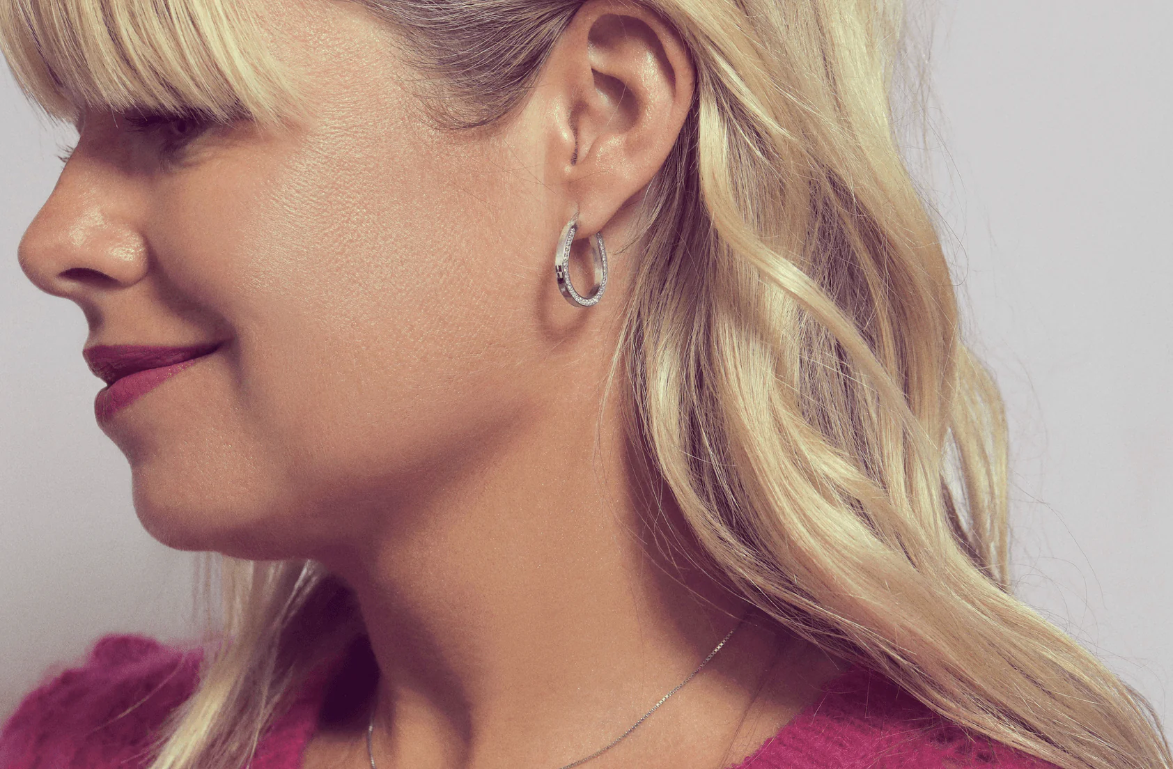 Bonne Chance Horseshoe Earrings - Image 2