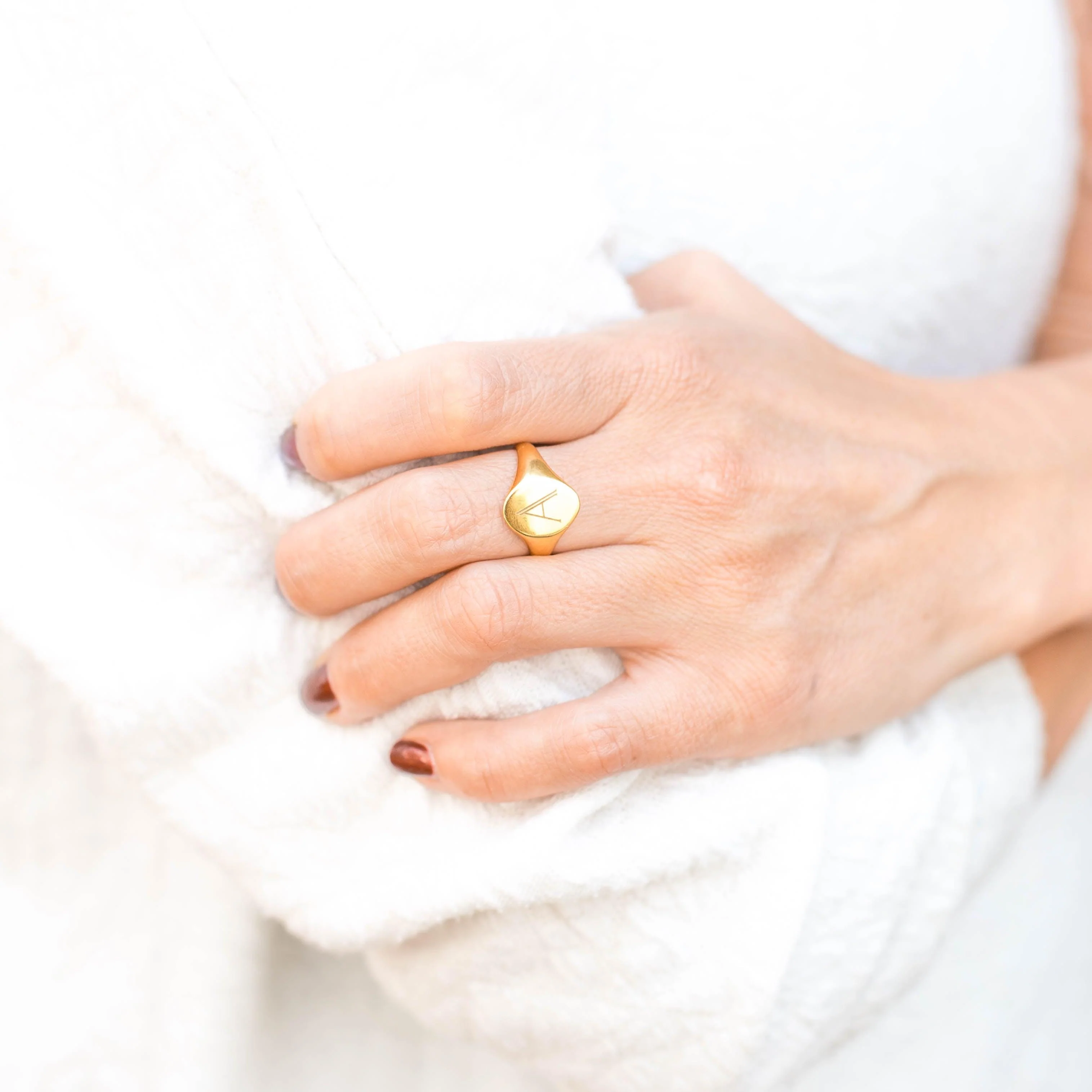 Signet Personalised Initial Ring - Image 13