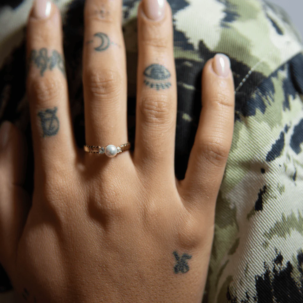 Solid Gold Love Ring - Image 3